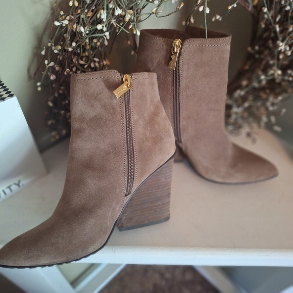 Isola Fringed Suede Leather Ankle Heeled Boots - Taupe Brown 6 - Picture 9 of 16